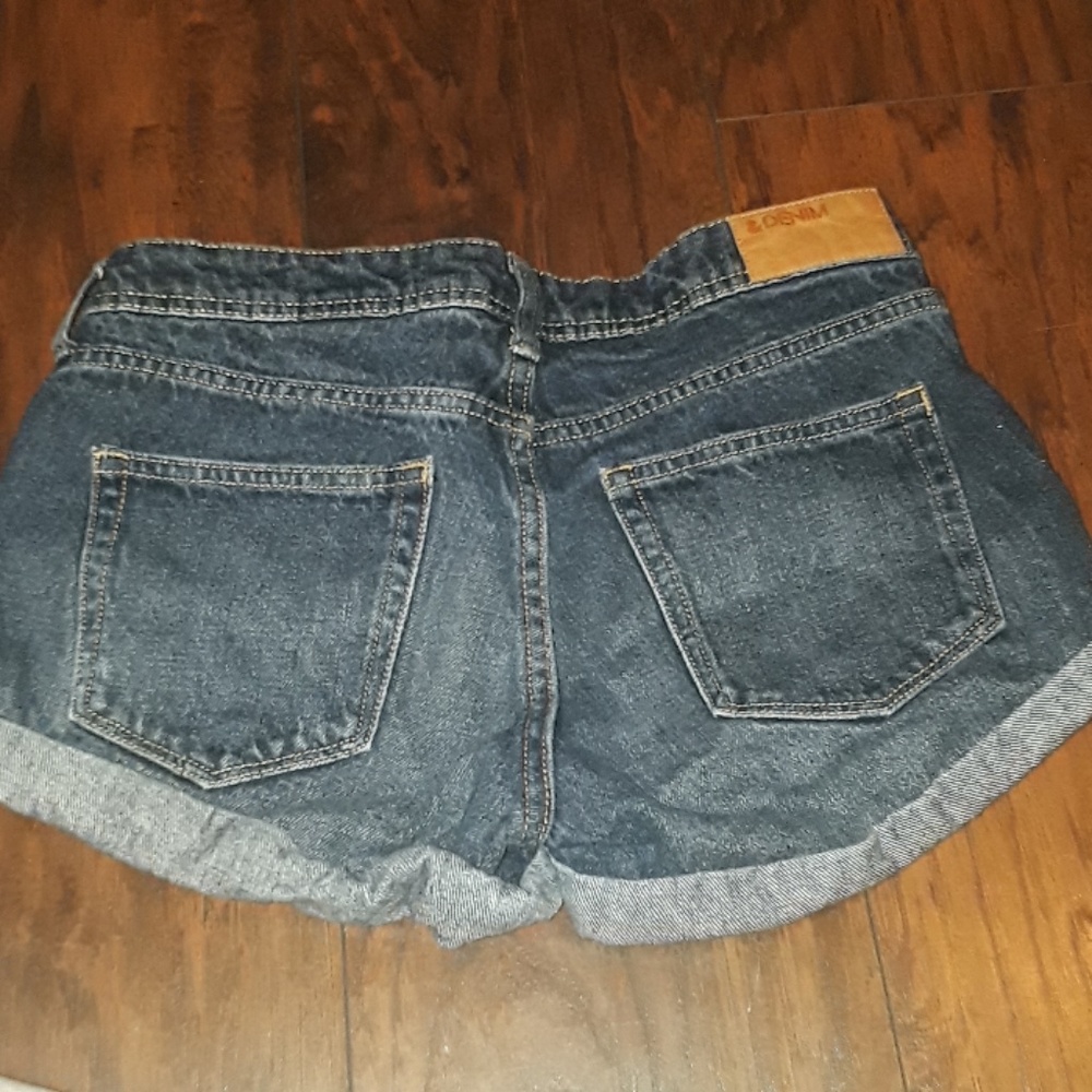 H&M shorts - Picture 3 of 3